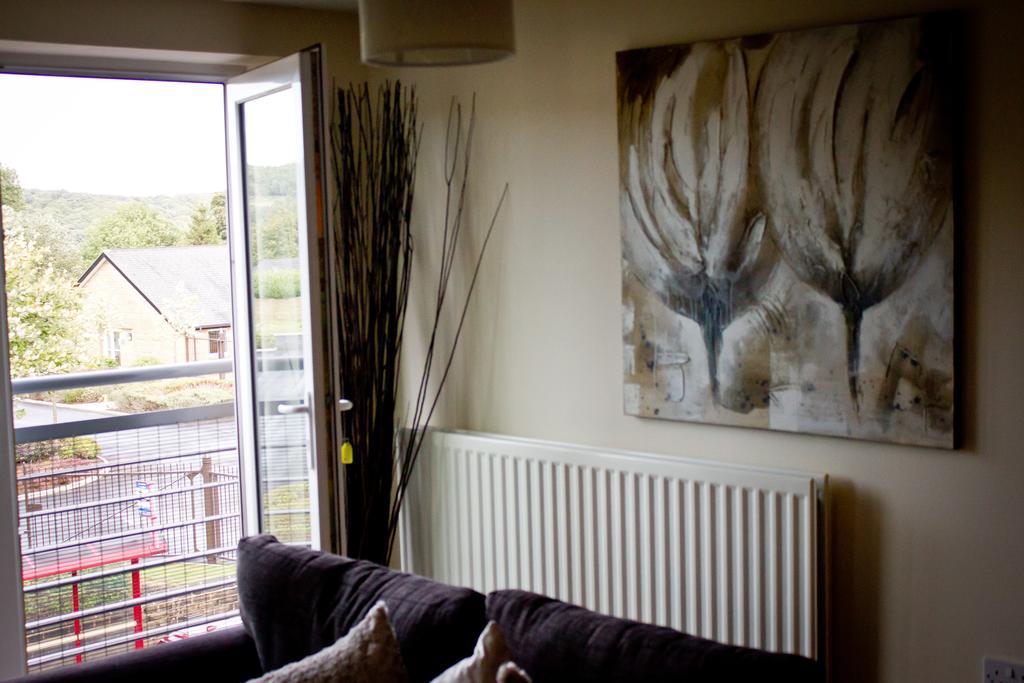 The Lindley Suite - Simple2Let Serviced Apartments Huddersfield Esterno foto